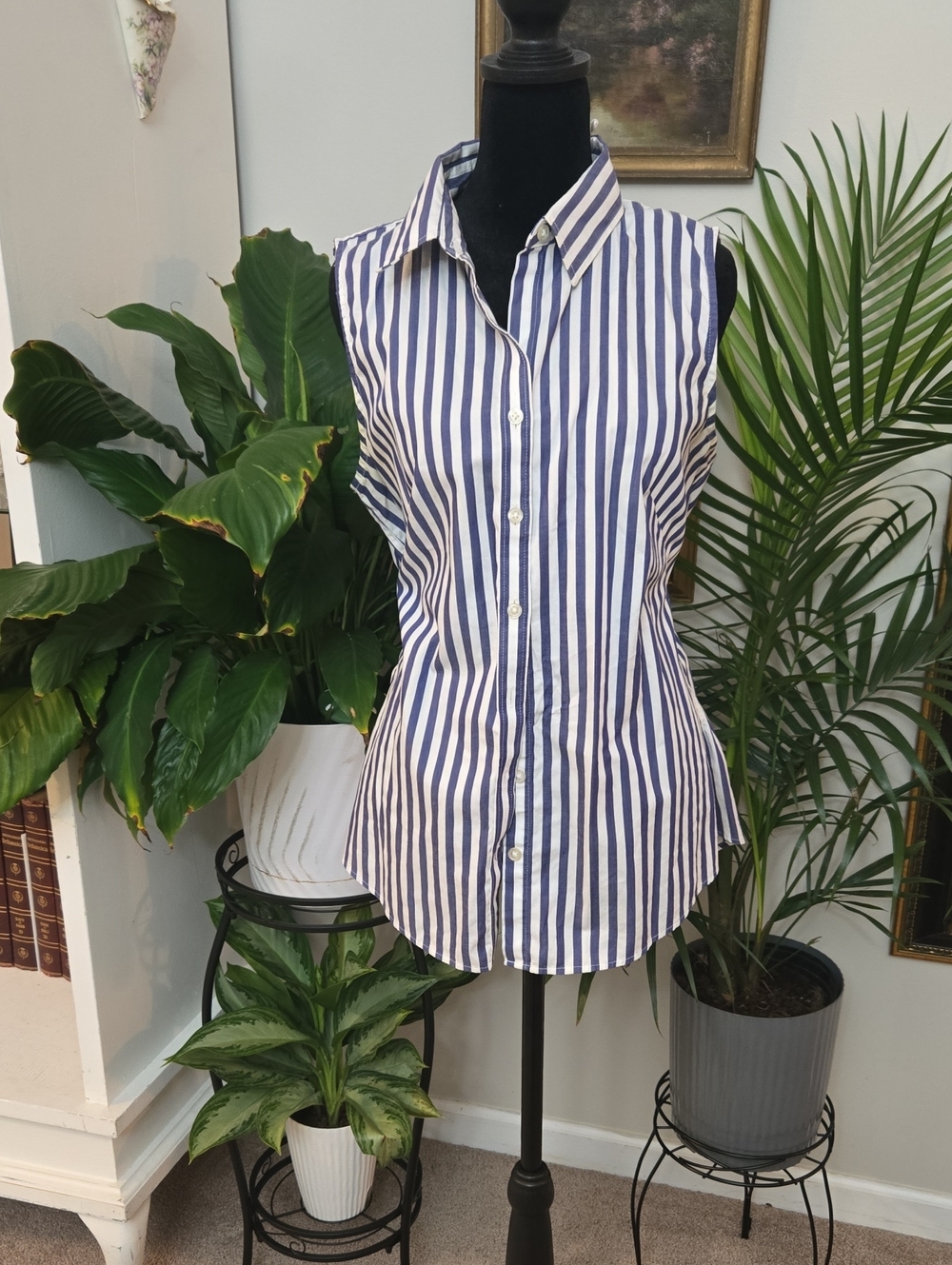 Banana Republic Navy and White Vertical Stripe Sleeveless Button-Down